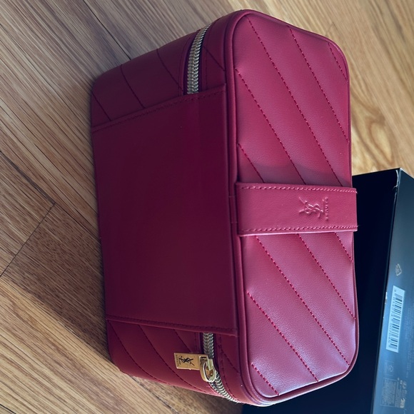 Yves Saint Laurent Red Quilted Vanity Case and Dior lipstick soft nude full size - Picture 8 of 14